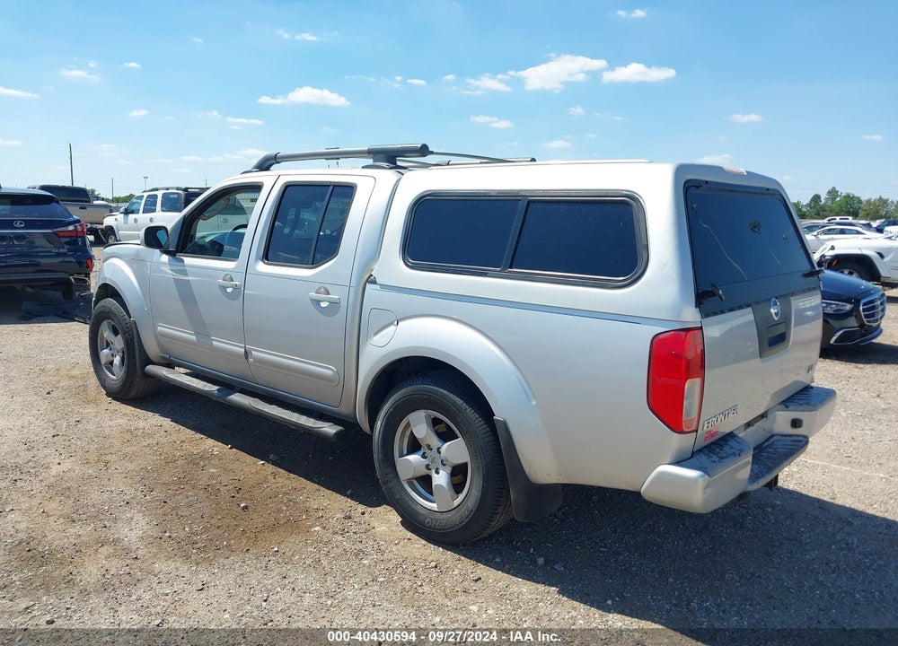 2008 NISSAN FRONTIER LE VIN: 1N6AD07U88C407332