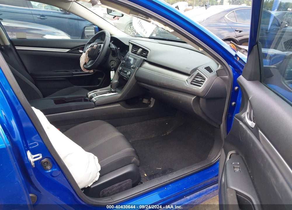 2018 HONDA CIVIC LX VIN: 2HGFC2F55JH514263