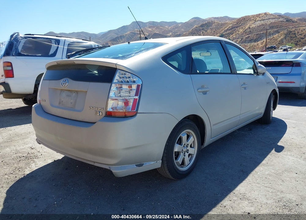 2006 TOYOTA PRIUS VIN: JTDKB20U867064613
