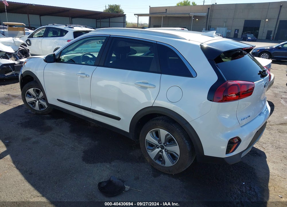 2021 KIA NIRO LX VIN: KNDCB3LC6M5470671