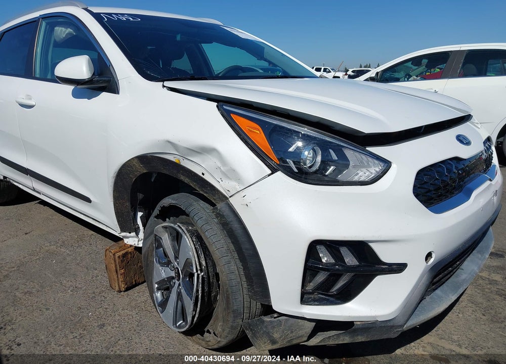 2021 KIA NIRO LX VIN: KNDCB3LC6M5470671