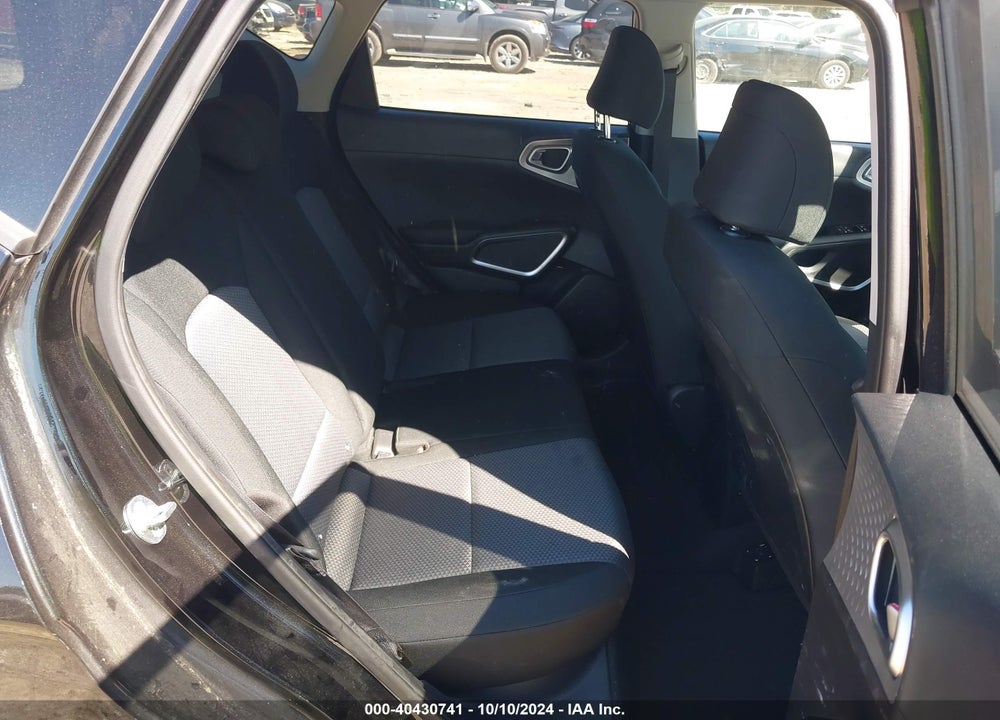 2023 KIA SOUL VIN: KNDJ23AU1P7838752