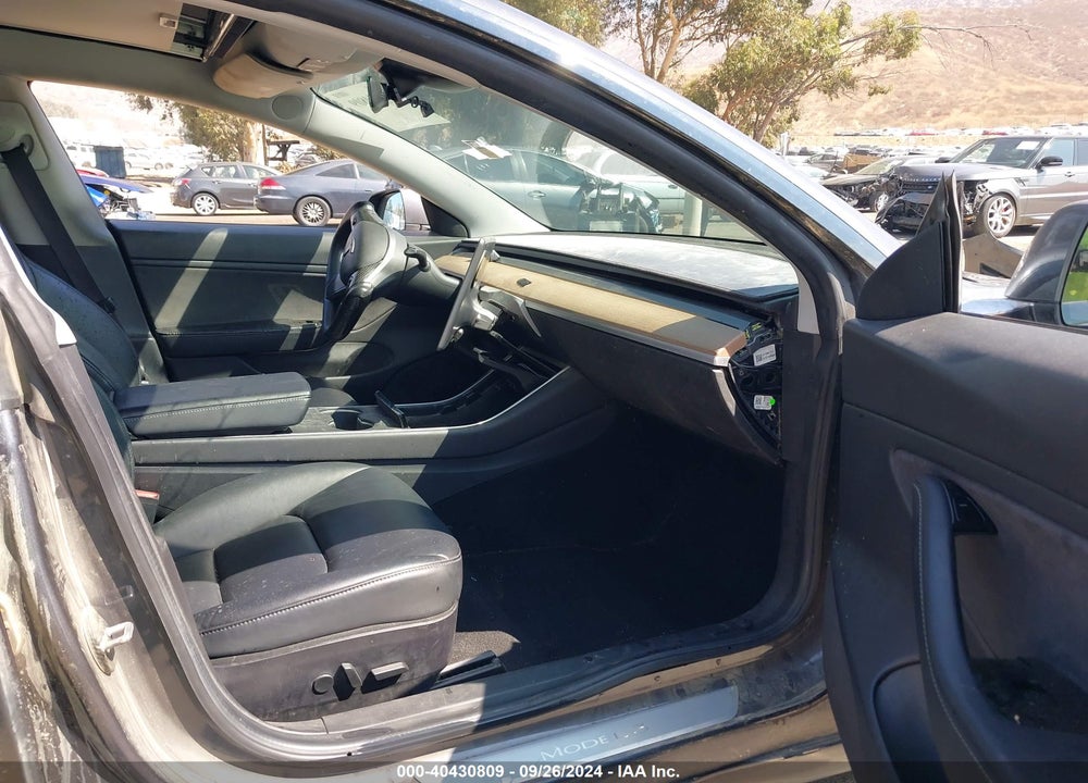 2019 TESLA MODEL 3 LONG RANGE/PERFORMANCE VIN: 5YJ3E1EB1KF432647
