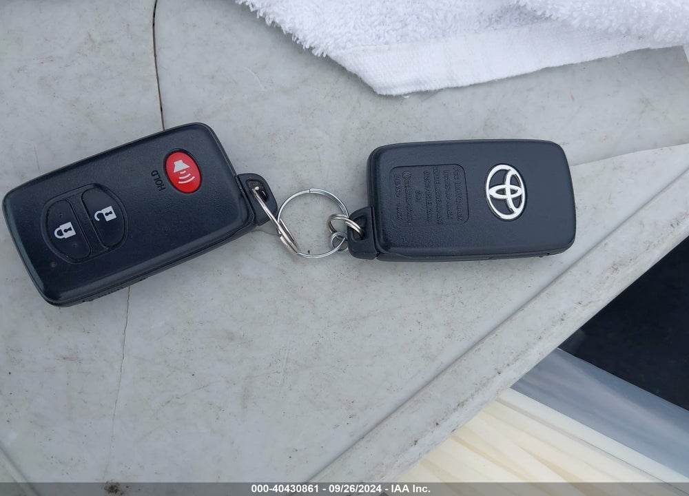 2015 TOYOTA PRIUS TWO VIN: JTDKN3DU2F1959430