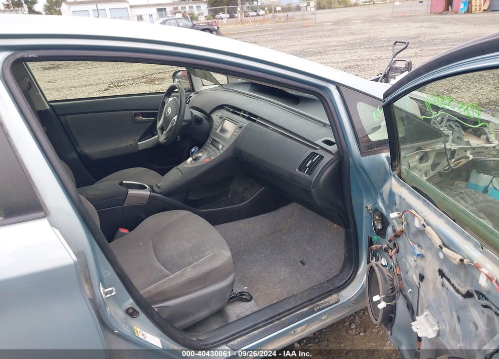 2015 TOYOTA PRIUS TWO VIN: JTDKN3DU2F1959430