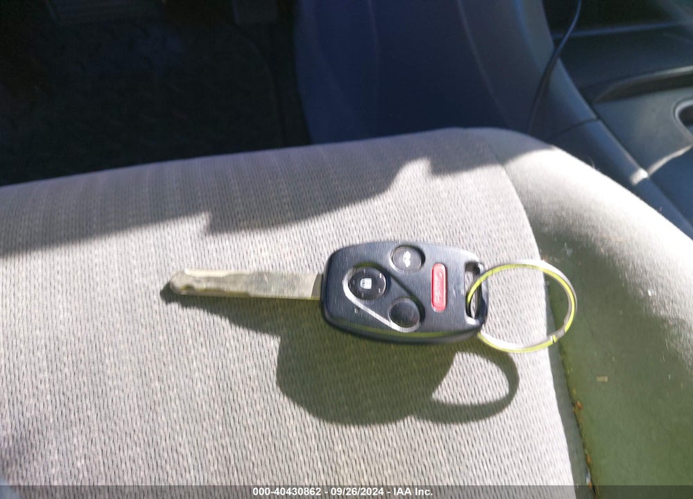 2004 HONDA ACCORD 3.0 LX VIN: 1HGCM66314A058013