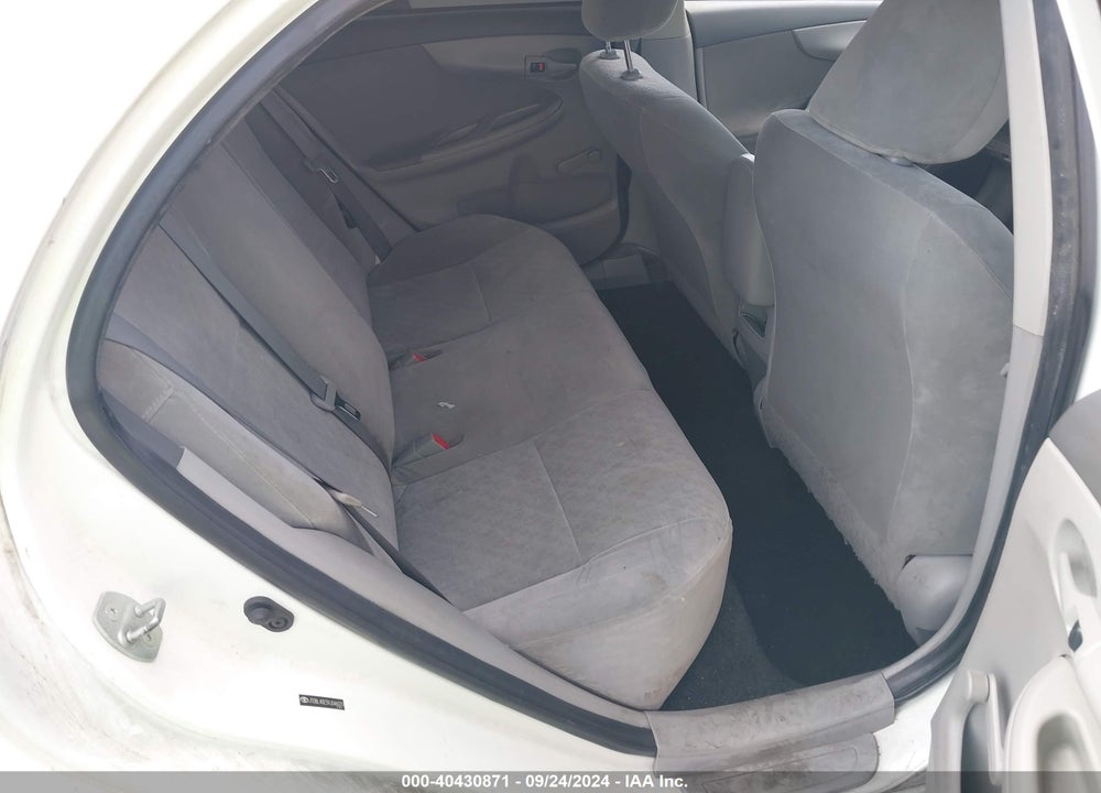 2009 TOYOTA COROLLA VIN: JTDBL40E59J046031