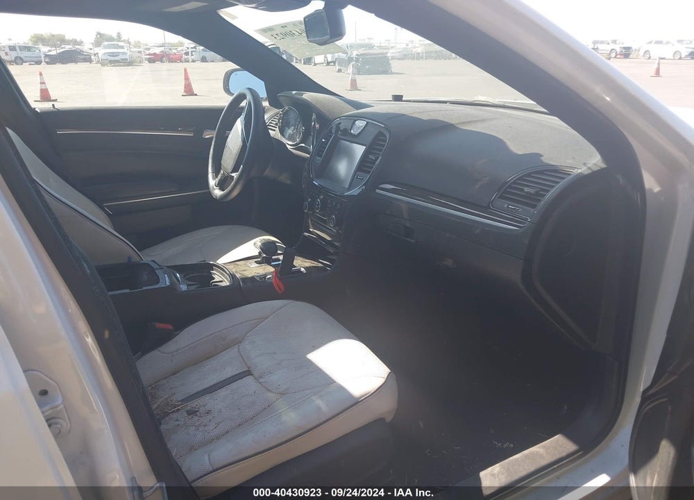 2013 CHRYSLER 300 MOTOWN VIN: 2C3CCAAG2DH738894