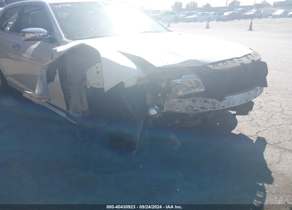 2013 CHRYSLER 300 MOTOWN VIN: 2C3CCAAG2DH738894