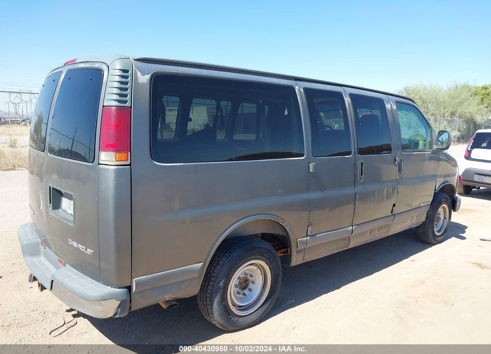 2000 CHEVROLET EXPRESS VIN: 1GAGG25R0Y1150783