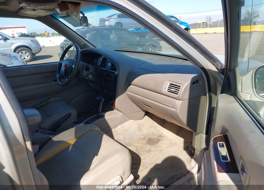 2001 NISSAN PATHFINDER LE VIN: JN8DR09XX1W566063