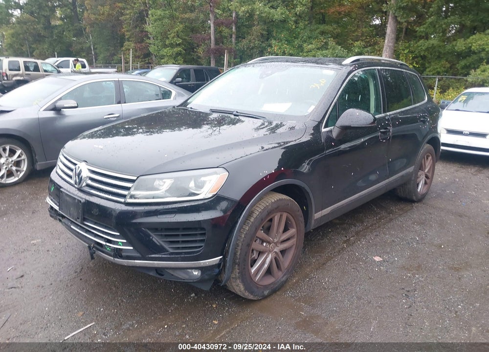 2016 VOLKSWAGEN TOUAREG VR6 LUX VIN: WVGEF9BP1GD002034
