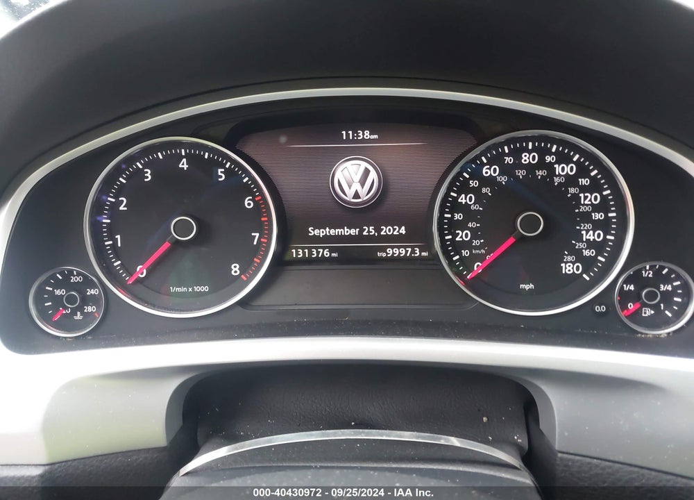 2016 VOLKSWAGEN TOUAREG VR6 LUX VIN: WVGEF9BP1GD002034