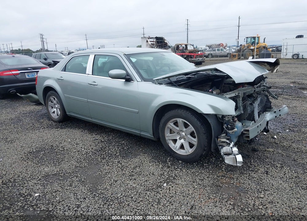 2005 CHRYSLER 300 TOURING VIN: 2C3JA53G85H108252