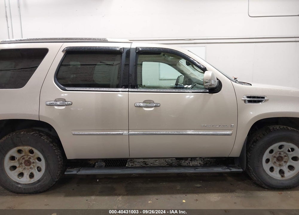 2008 CADILLAC ESCALADE STANDARD VIN: 1GYFK63898R197647