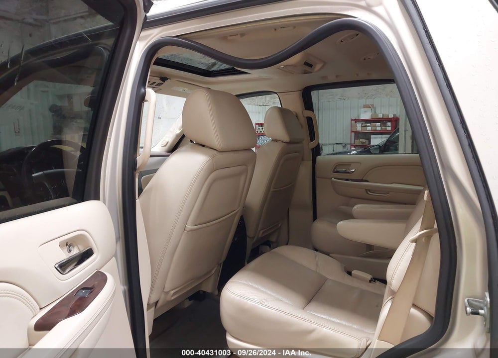 2008 CADILLAC ESCALADE STANDARD VIN: 1GYFK63898R197647