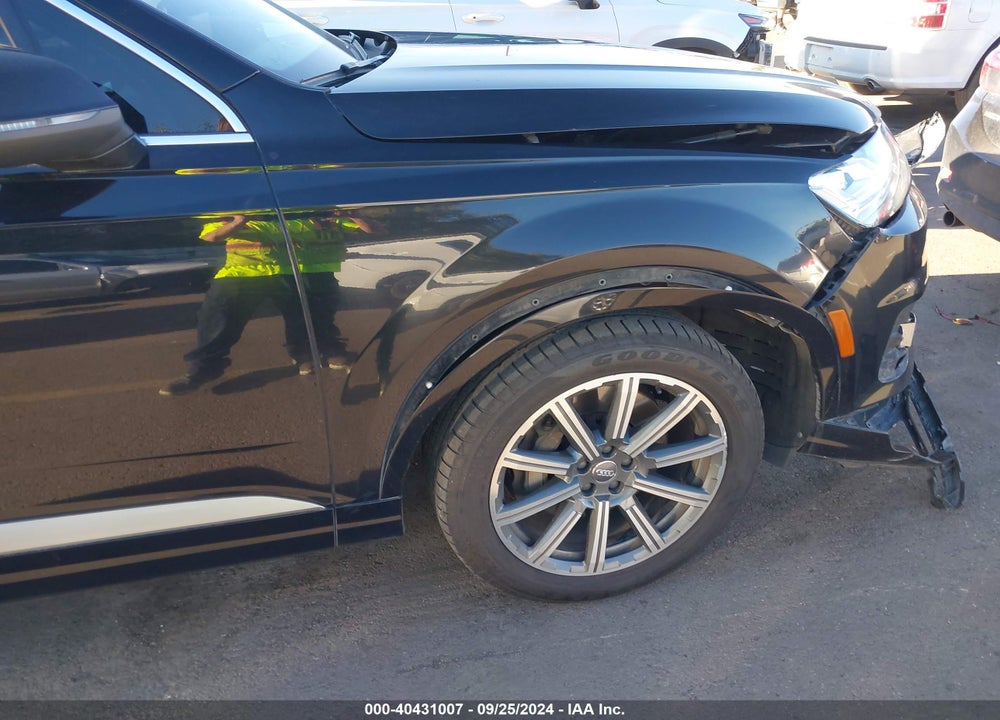 2017 AUDI Q7 3.0T PREMIUM VIN: WA1VAAF72HD052919