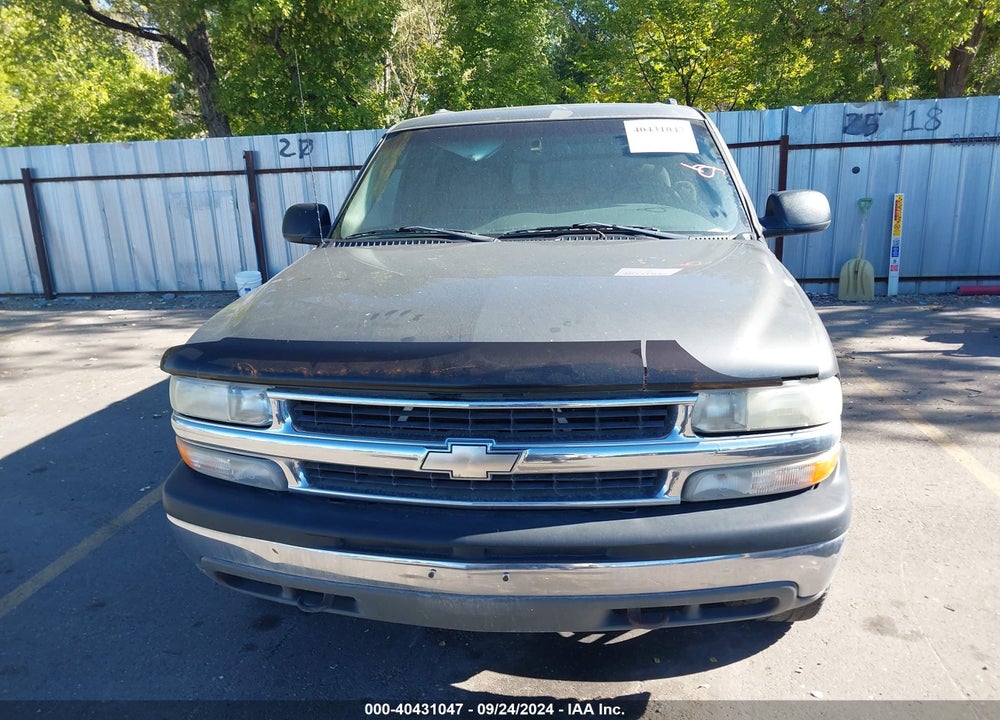 2001 CHEVROLET SUBURBAN 1500 LS VIN: 3GNFK16T91G133453