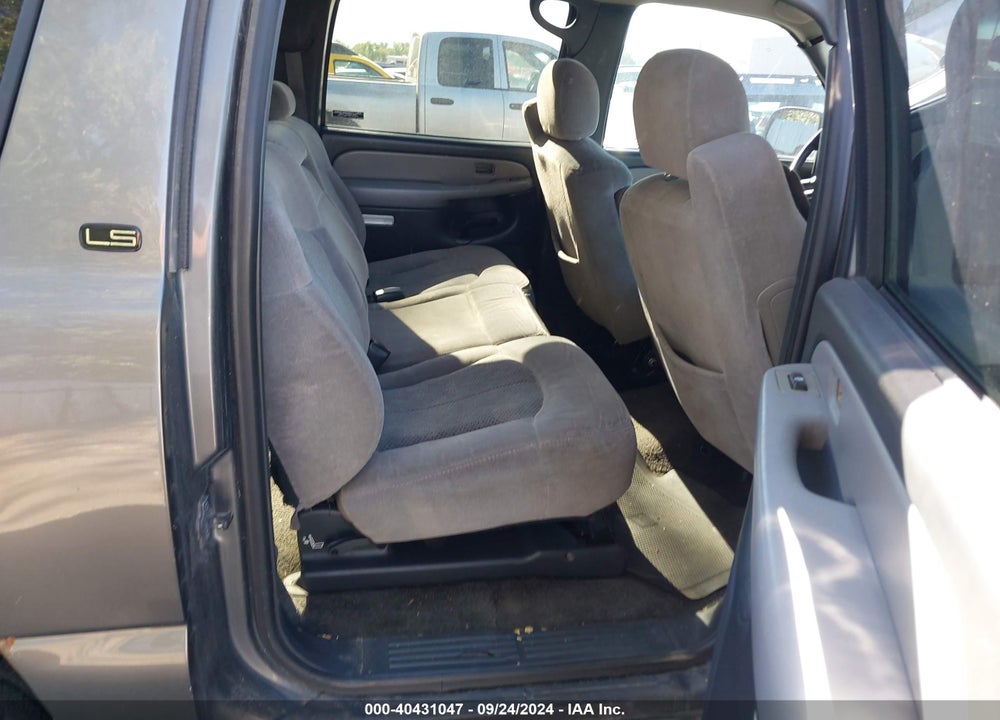 2001 CHEVROLET SUBURBAN 1500 LS VIN: 3GNFK16T91G133453