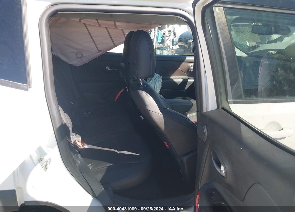 2017 JEEP RENEGADE TRAILHAWK 4X4 VIN: ZACCJBCB8HPF60695