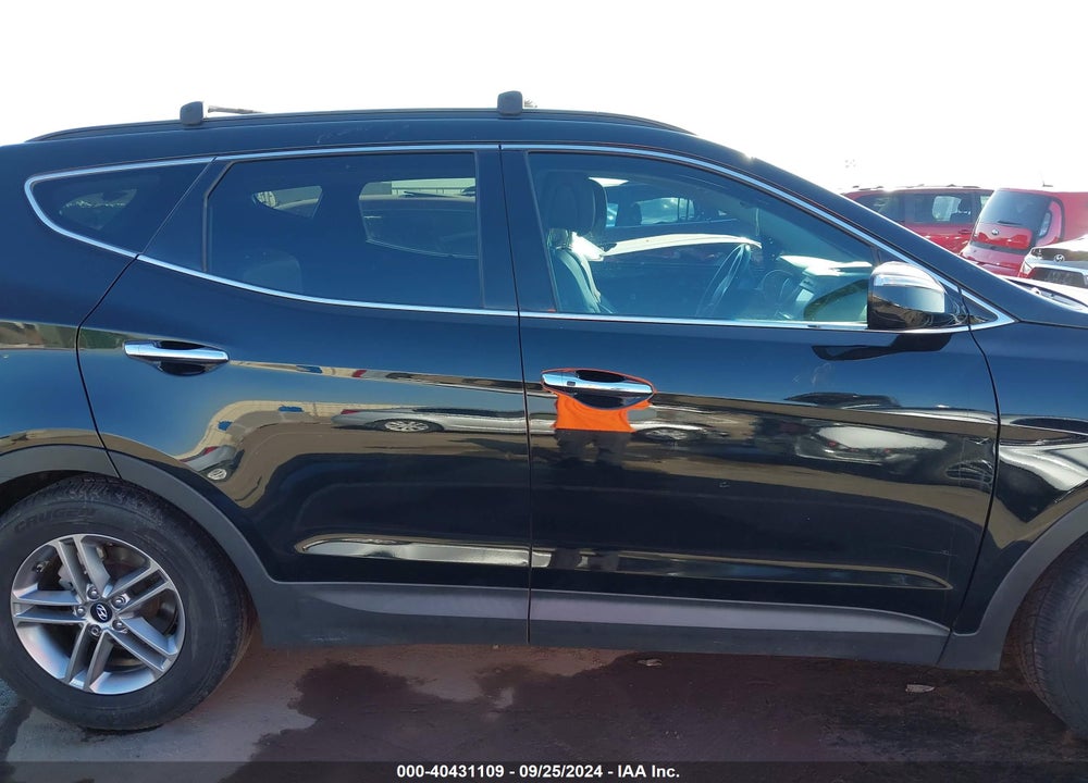 2017 HYUNDAI SANTA FE SPORT 2.4L VIN: 5NMZU3LB4HH015400