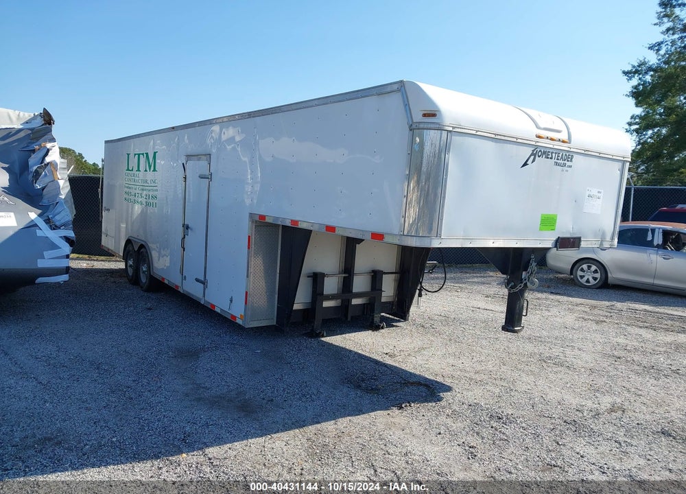 2020 HOMESTEADER 32' ENCLOSED TRAILER VIN: 5HAGE3220LN078726