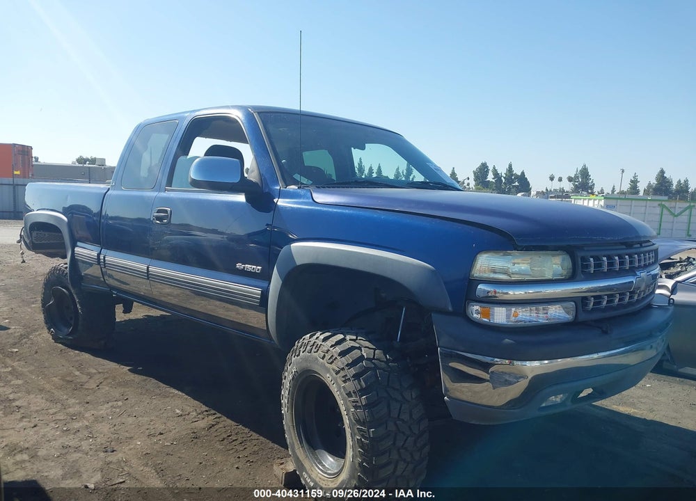 2001 CHEVROLET SILVERADO 1500 LS VIN: 1GCEK19T51E141041