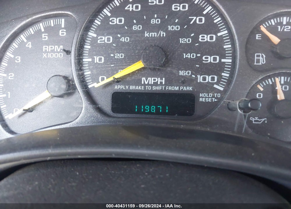 2001 CHEVROLET SILVERADO 1500 LS VIN: 1GCEK19T51E141041