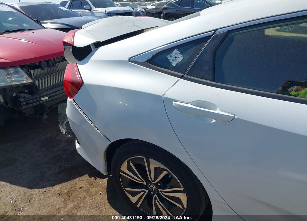 2018 HONDA CIVIC EX-T VIN: JHMFC1F3XJX015556