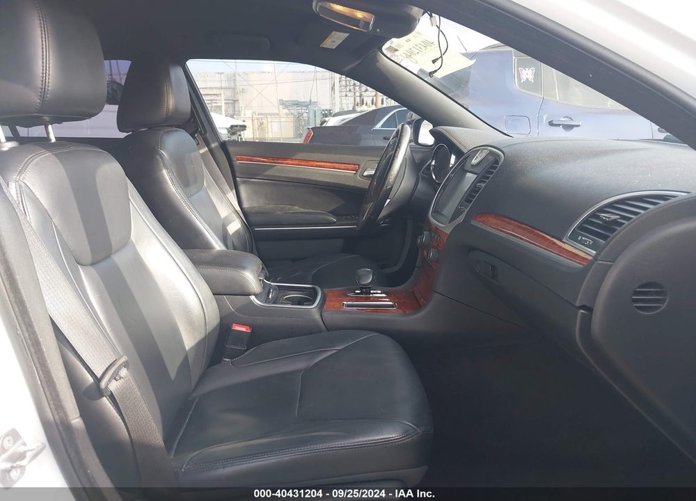 2014 CHRYSLER 300 VIN: 2C3CCAAG0EH180948