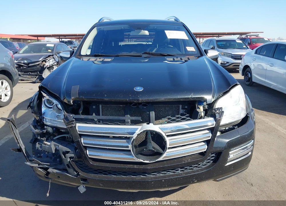 2010 MERCEDES-BENZ GL 550 4MATIC VIN: 4JGBF8GE6AA609303