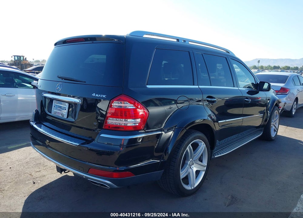 2010 MERCEDES-BENZ GL 550 4MATIC VIN: 4JGBF8GE6AA609303