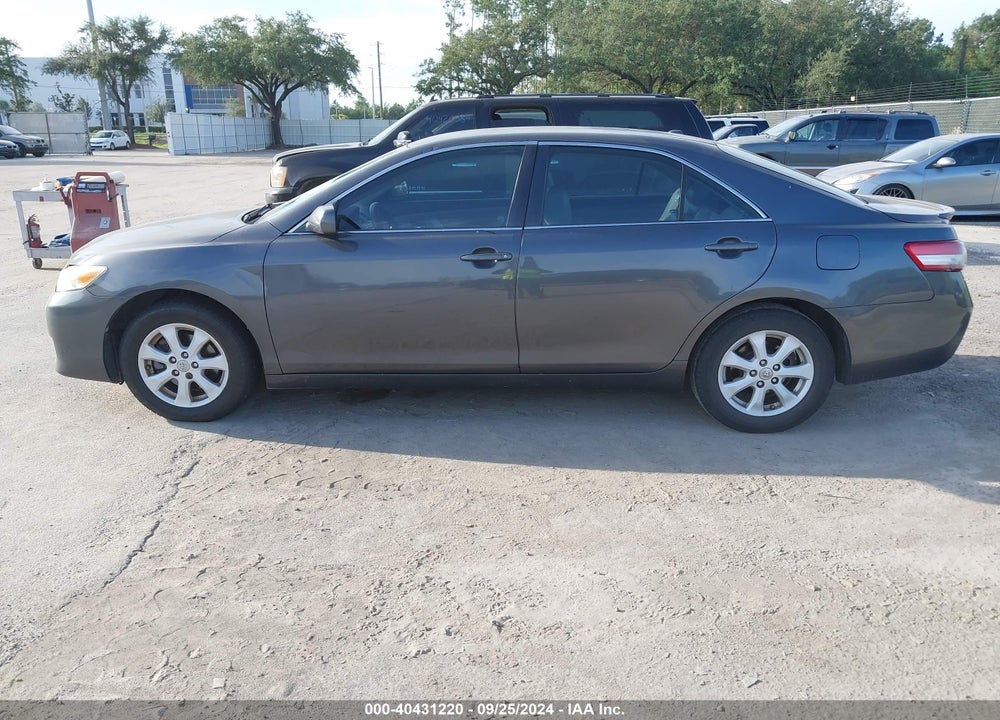 2011 TOYOTA CAMRY LE VIN: 4T1BF3EK8BU220092