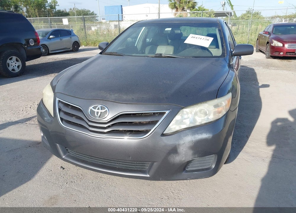 2011 TOYOTA CAMRY LE VIN: 4T1BF3EK8BU220092