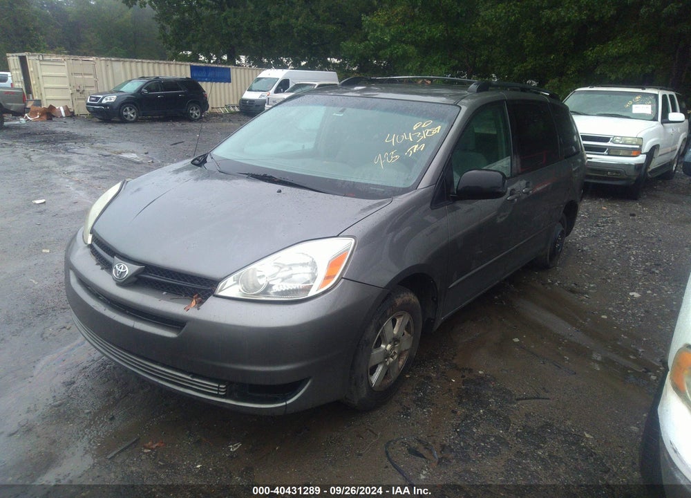 2004 TOYOTA SIENNA LE VIN: 5TDZA23C04S208677