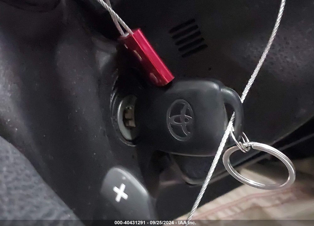 2019 TOYOTA COROLLA SE VIN: 5YFBURHE3KP898037
