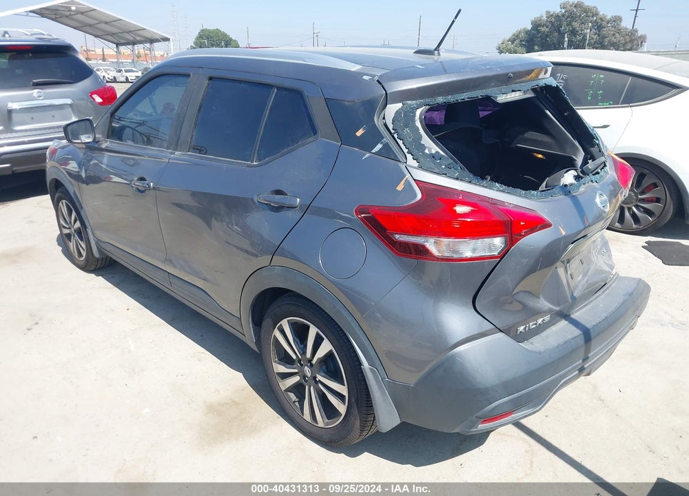 2019 NISSAN KICKS SV VIN: 3N1CP5CU8KL517916