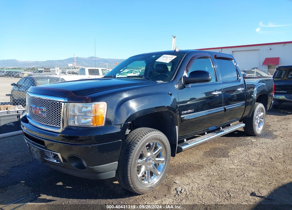 2011 GMC SIERRA 1500 DENALI VIN: 3GTP2XE29BG204449