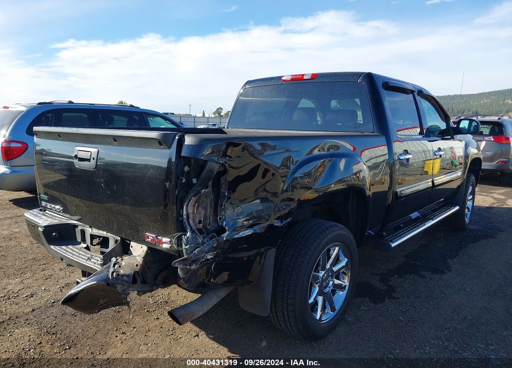 2011 GMC SIERRA 1500 DENALI VIN: 3GTP2XE29BG204449