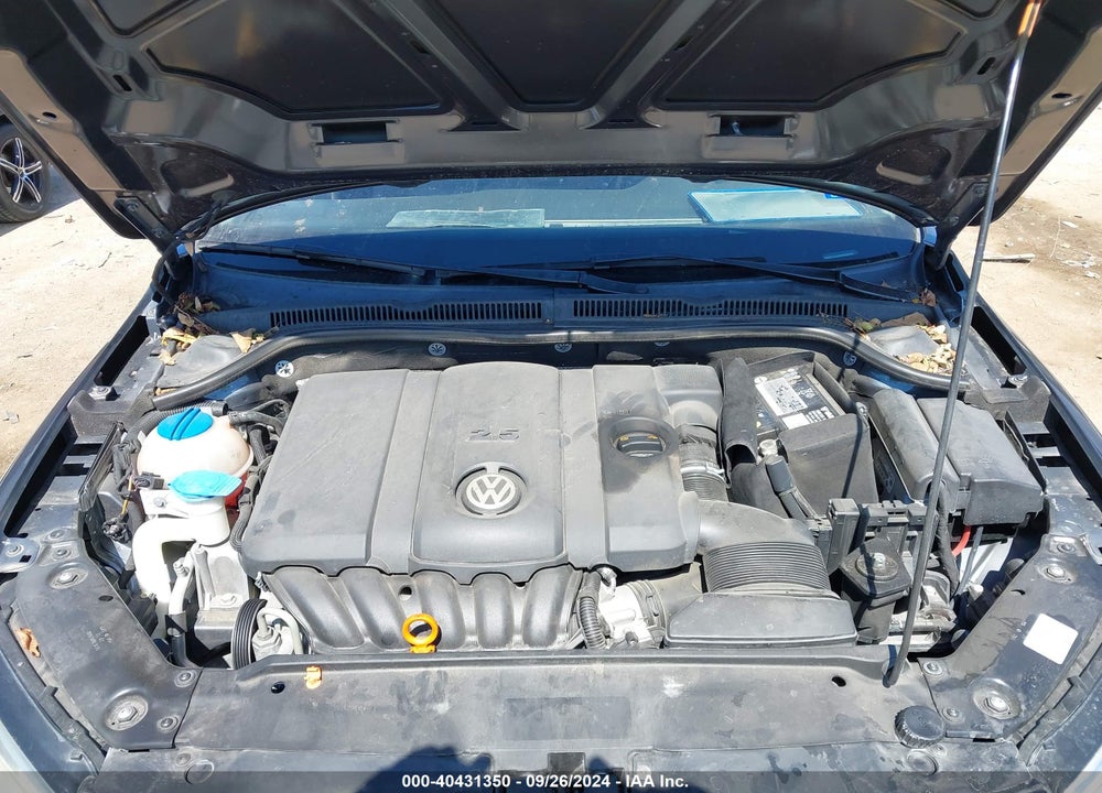 2013 VOLKSWAGEN JETTA 2.5L SE VIN: 3VWDX7AJXDM365041