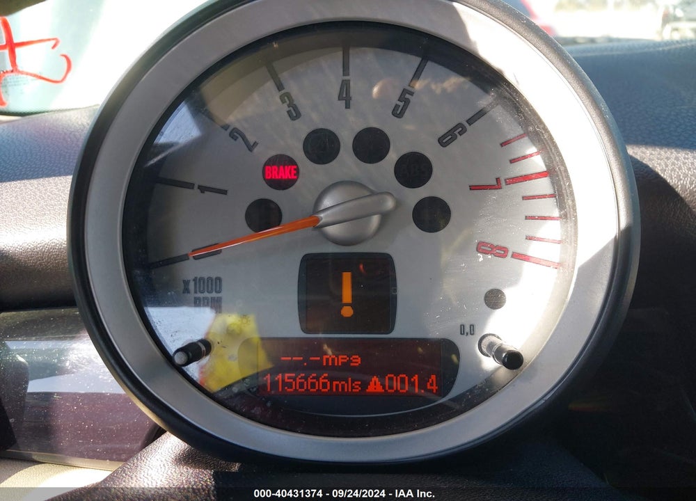 2008 MINI COOPER S CLUBMAN VIN: WMWMM33588TP70419