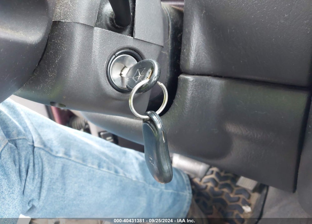 2000 JEEP CHEROKEE SPORT VIN: 1J4FF48S4YL266101