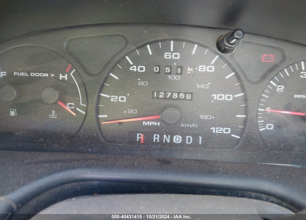 2001 FORD TAURUS SE VIN: 1FAFP58U91A292422