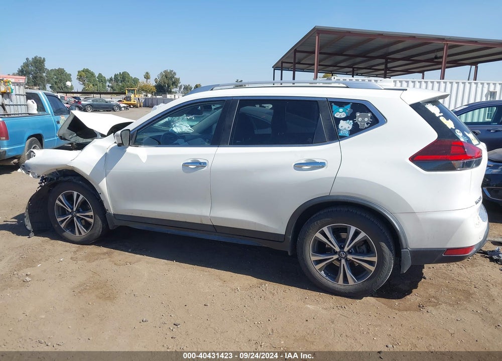 2019 NISSAN ROGUE SV VIN: JN8AT2MT3KW262675