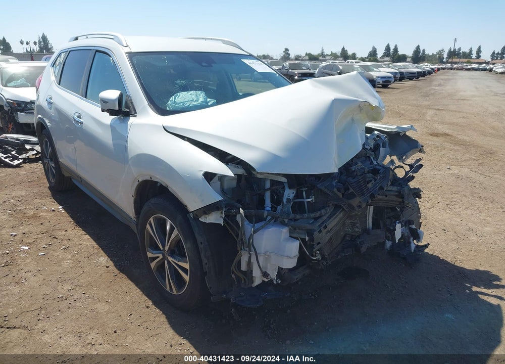 2019 NISSAN ROGUE SV VIN: JN8AT2MT3KW262675