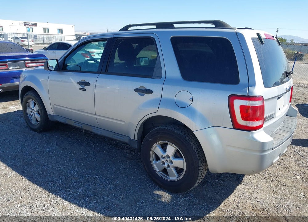 2009 FORD ESCAPE XLT VIN: 1FMCU03G59KA52408