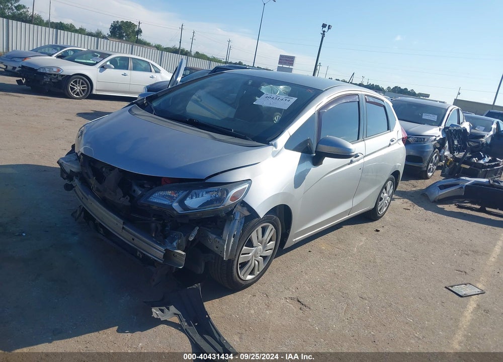 2015 HONDA FIT LX VIN: 3HGGK5H5XFM757789