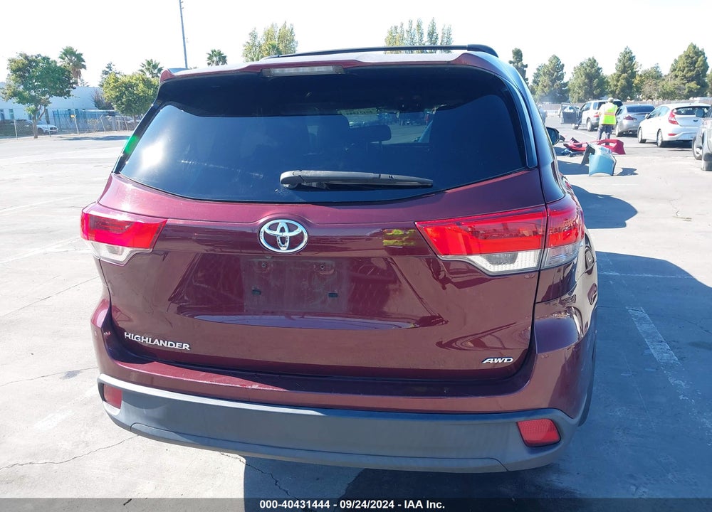 2017 TOYOTA HIGHLANDER LE VIN: 5TDBZRFH5HS467004