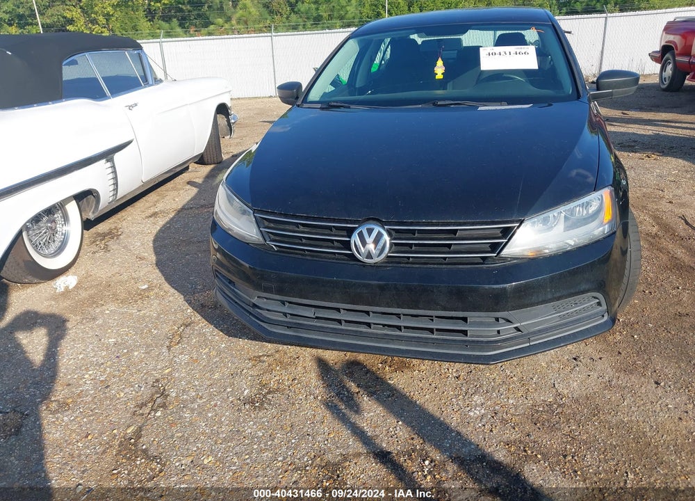 2015 VOLKSWAGEN JETTA 1.8T SE VIN: 3VWD17AJXFM242618