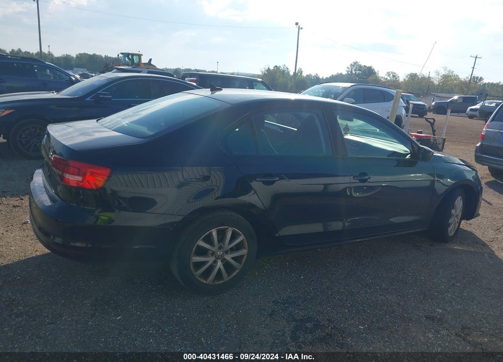 2015 VOLKSWAGEN JETTA 1.8T SE VIN: 3VWD17AJXFM242618